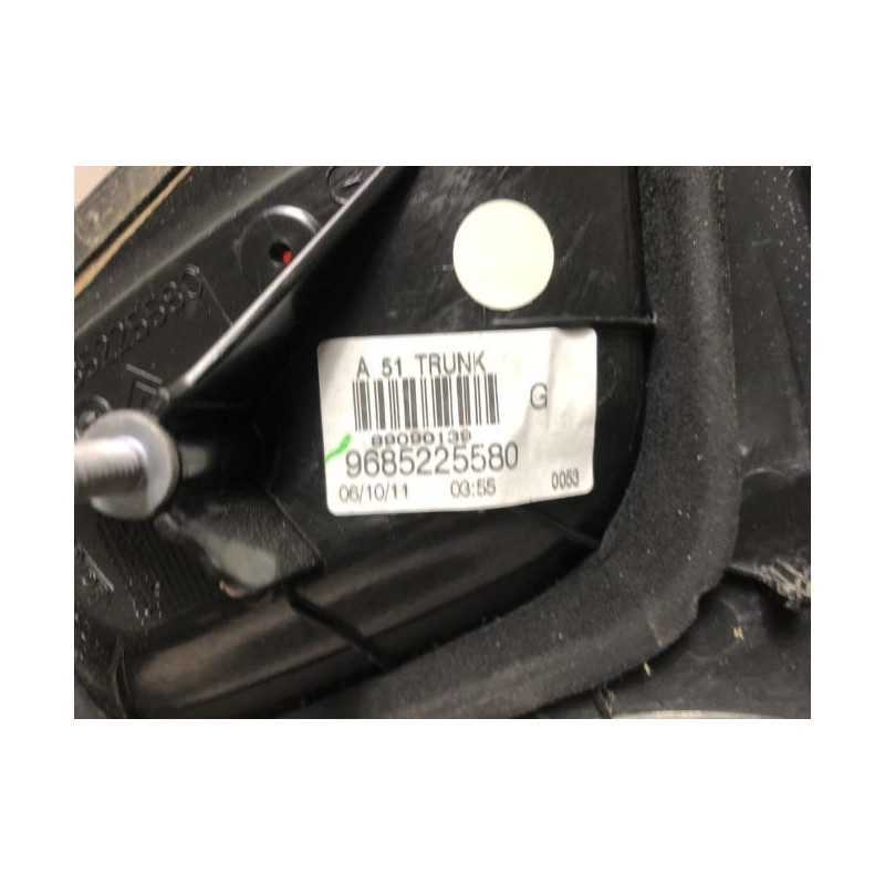 Feu factice arriere gauche CITROEN C3 2 PHASE 1 d’occasion