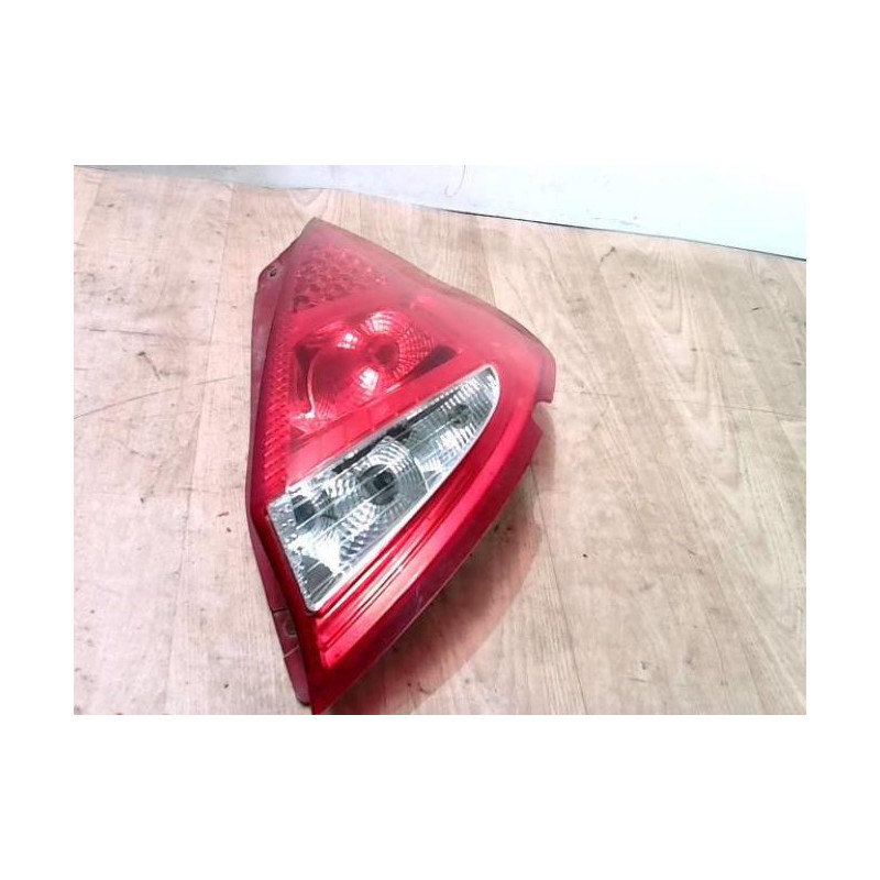 Feu arriere principal droit (feux) FORD FIESTA 6 PHASE 1 d’occasion