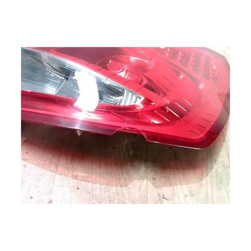 Feu arriere principal droit (feux) FORD FIESTA 6 PHASE 1 d’occasion