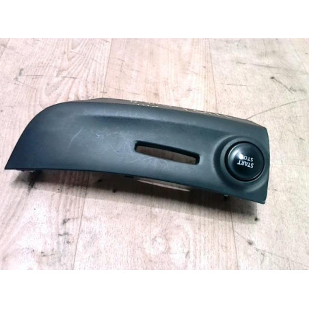 Lecteur de carte (neiman) RENAULT CLIO 4 PHASE 1 d’occasion