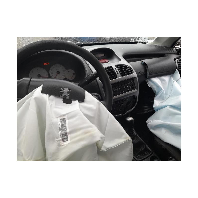 Interrupteur de leve vitre avant gauche PEUGEOT 206 PHASE 2 d’occasion