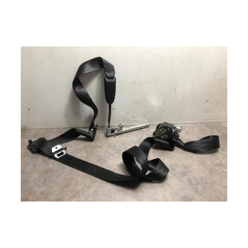 Ceinture avant droit RENAULT MEGANE 3 PHASE 1 d’occasion