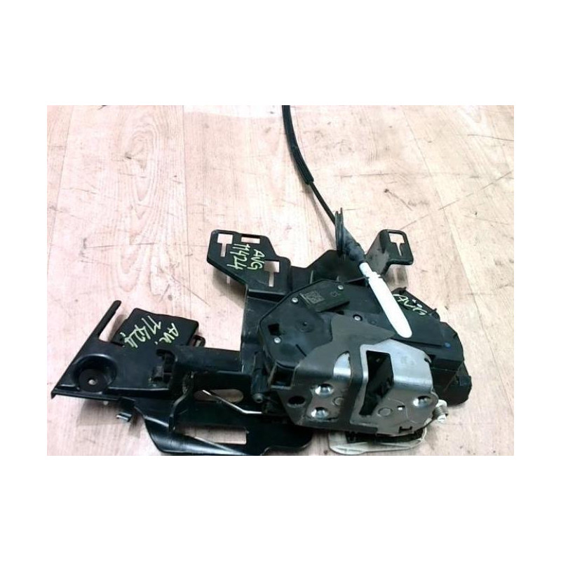 Serrure avant gauche FORD FIESTA 6 PHASE 1 d’occasion