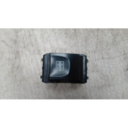 Interrupteur de leve vitre RENAULT CLIO 4 PHASE 1 d’occasion