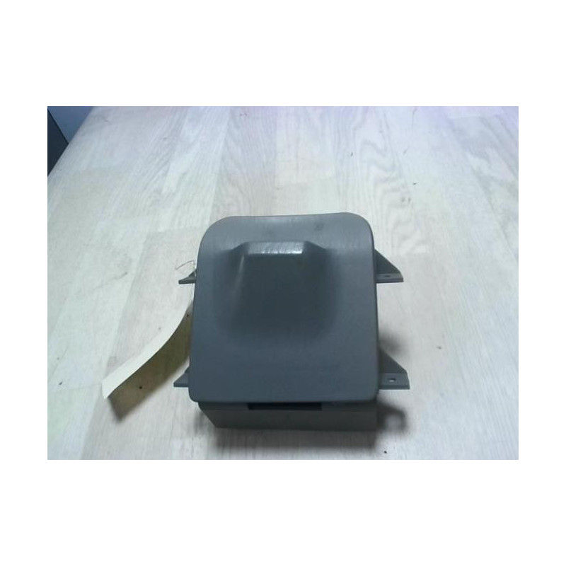 Vide poche avant gauche HYUNDAI TERRACAN d’occasion