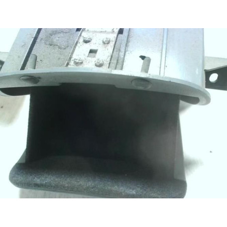 Vide poche avant gauche HYUNDAI TERRACAN d’occasion