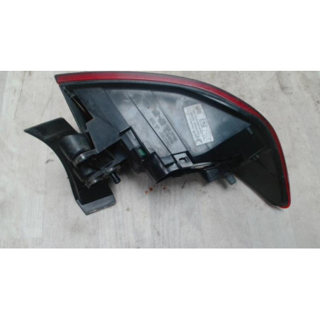 Feu arriere principal droit (feux) RENAULT CLIO 4 PHASE 1 d’occasion