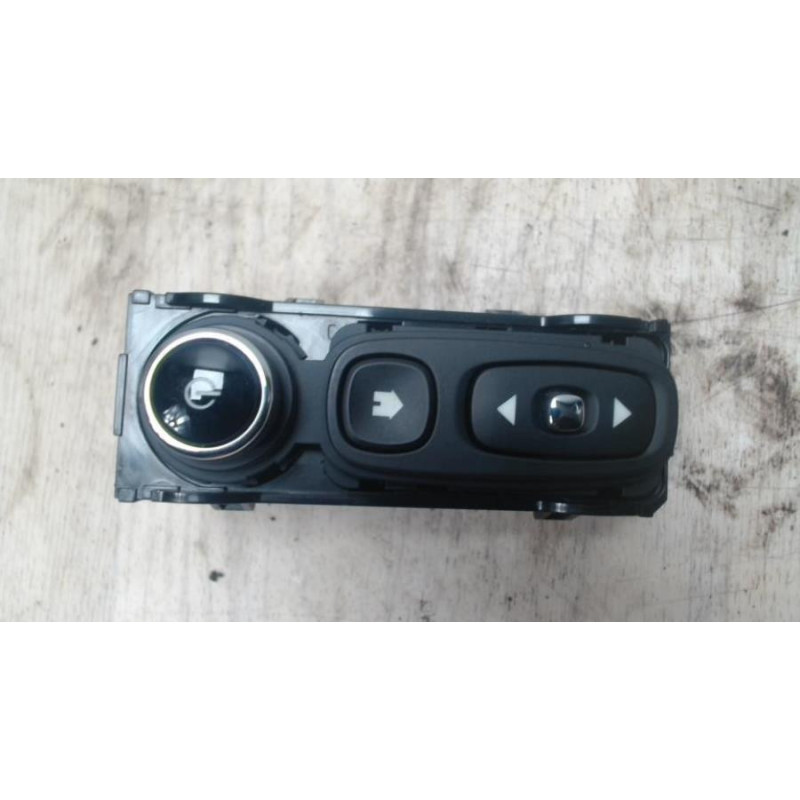 Commande GPS RENAULT CLIO 4 PHASE 1 d’occasion
