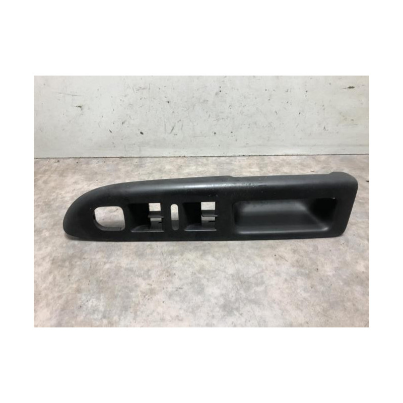 Interrupteur de leve vitre avant gauche VOLKSWAGEN GOLF PLUS PHASE 1 d’occasion