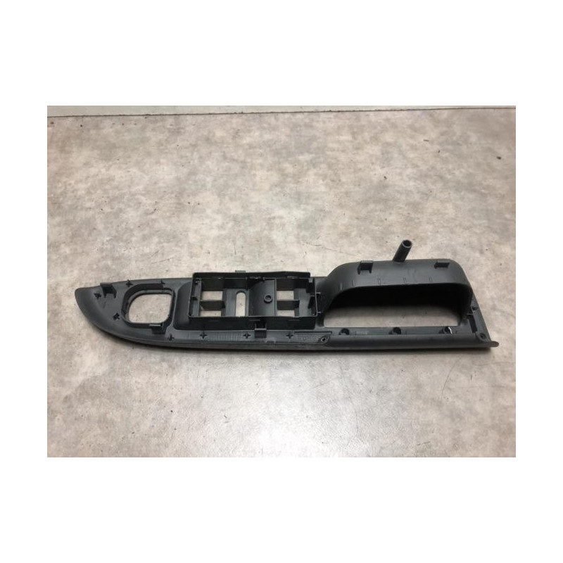 Interrupteur de leve vitre avant gauche VOLKSWAGEN GOLF PLUS PHASE 1 d’occasion