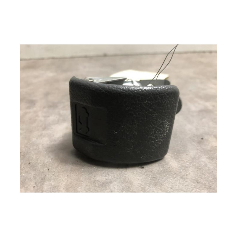 Poignee d'ouverture de capot MITSUBISHI L 200 2 d’occasion