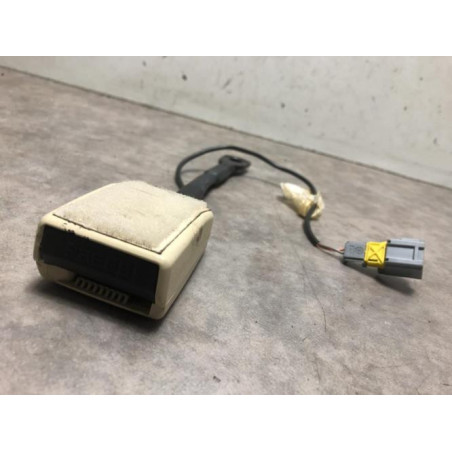 Attache ceinture arriere centrale CITROEN C6 d’occasion