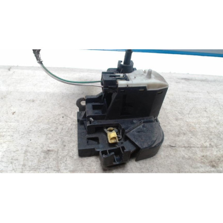 Serrure avant gauche RENAULT CLIO 2 PHASE 2 d’occasion