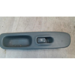 Interrupteur de leve vitre avant droit RENAULT TWINGO 1 PHASE 3 d’occasion