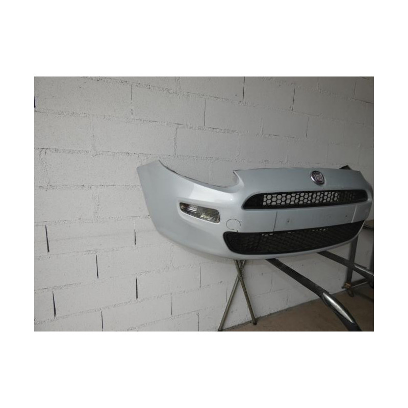 Pare choc avant FIAT PUNTO EVO 3 d’occasion