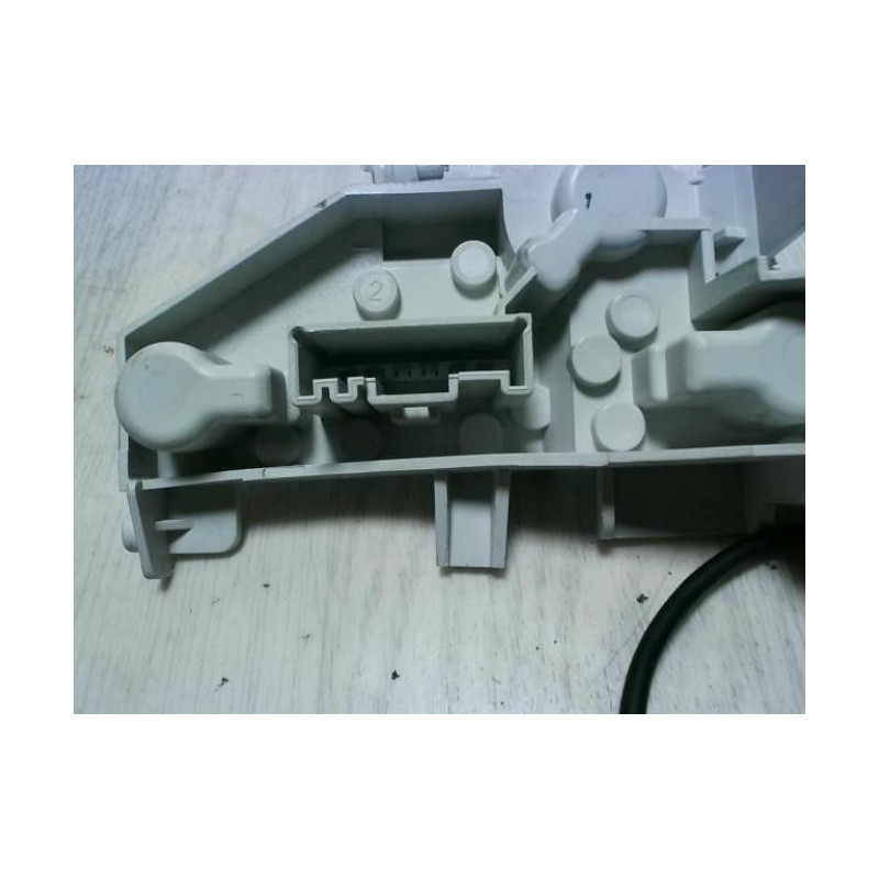 Platine feu arriere gauche BMW SERIE 1 E81 d’occasion
