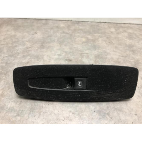 Interrupteur de leve vitre avant droit RENAULT MEGANE 4 PHASE 1 d’occasion