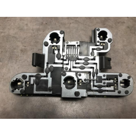 Platine feu arriere droit RENAULT MEGANE 1 PHASE 2 d’occasion