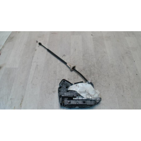 Serrure avant droit VOLKSWAGEN GOLF 6 d’occasion