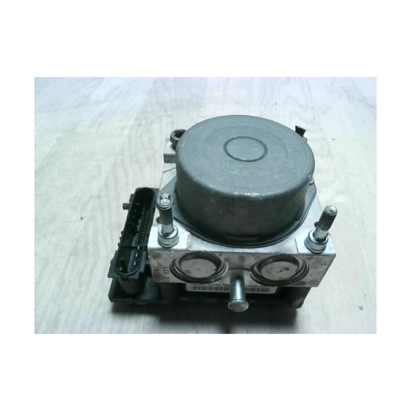 Bloc ABS (freins anti-blocage) RENAULT CLIO 3 PHASE 1 d’occasion
