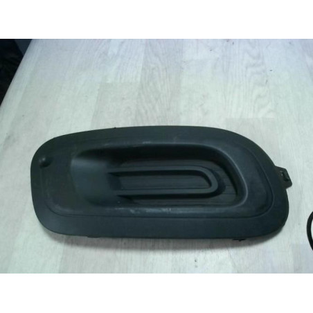 Enjoliveur anti brouillard FIAT PANDA 3 PHASE 1 d’occasion