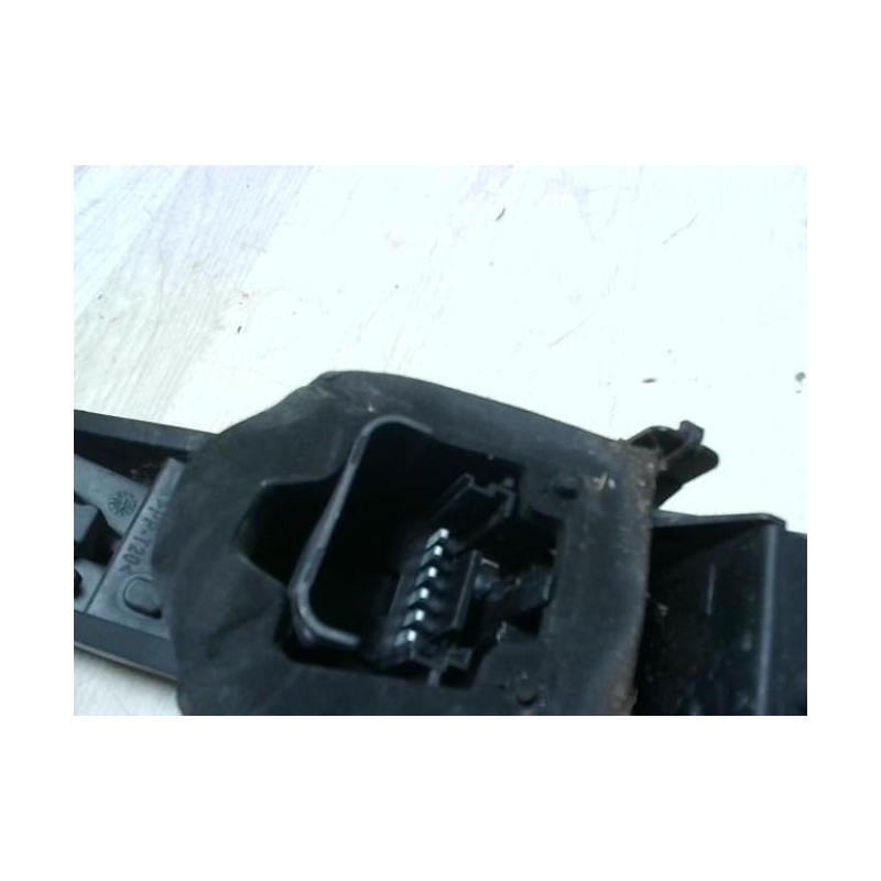 Platine feu arriere gauche RENAULT SCENIC 2 PHASE 1 d’occasion
