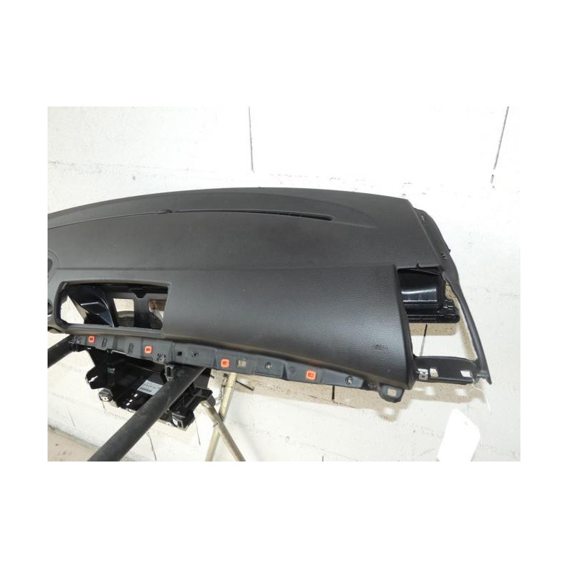 Tableau de bord BMW SERIE 1 E81 d’occasion