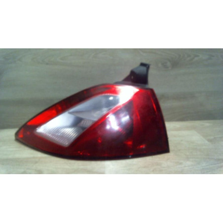 Feu arriere principal droit (feux) RENAULT MEGANE 2 PHASE 1 d’occasion
