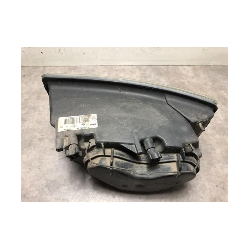 Optique avant principal droit (feux)(phare) IVECO DAILY 3 d’occasion