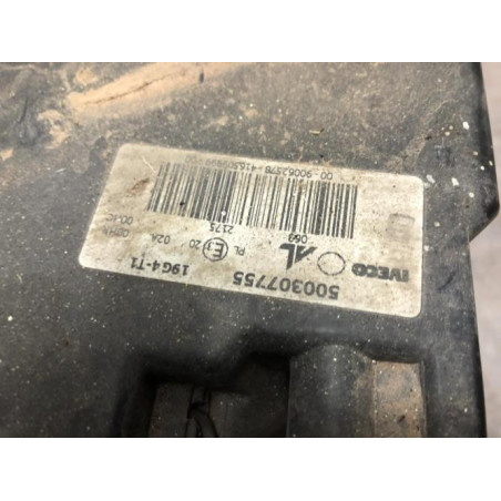 Optique avant principal gauche (feux)(phare) IVECO DAILY 3 d’occasion