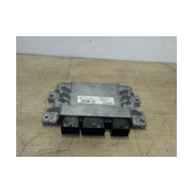 Calculateur moteur RENAULT TWINGO 2 PHASE 1 d’occasion