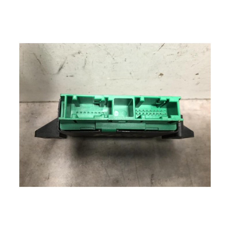 Boitier d'aide au stationnement PEUGEOT 308 2 PHASE 2 d’occasion