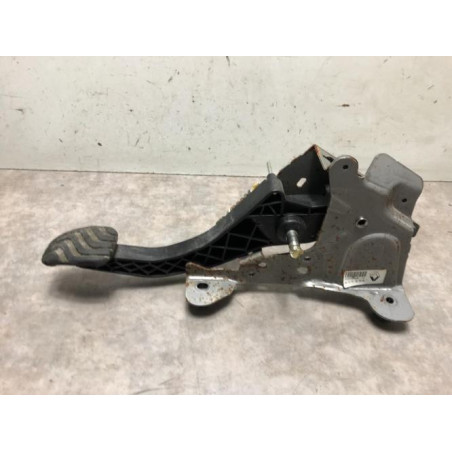 Pedalier d'embrayage RENAULT MEGANE 4 PHASE 1 d’occasion