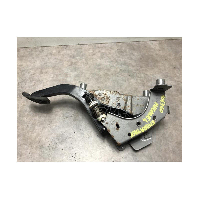 Pedalier d'embrayage RENAULT MEGANE 4 PHASE 1 d’occasion