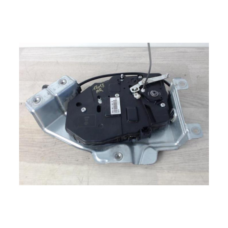 Serrure VOLKSWAGEN CADDY 4 d’occasion