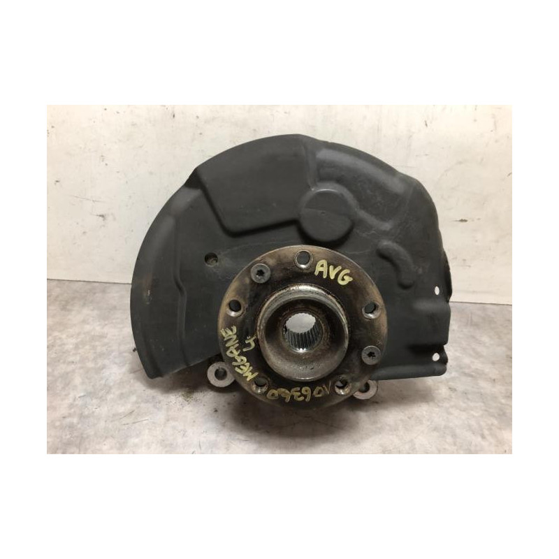 Fusee avant gauche RENAULT MEGANE 4 PHASE 1 d’occasion
