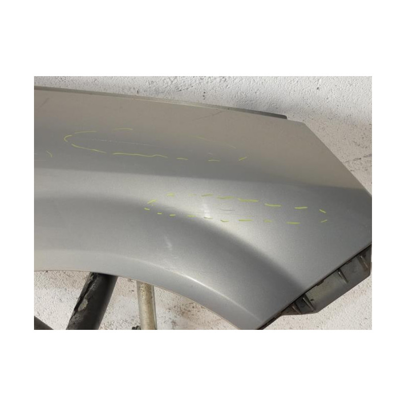 Aile avant droit RENAULT SCENIC 2 PHASE 1 d’occasion