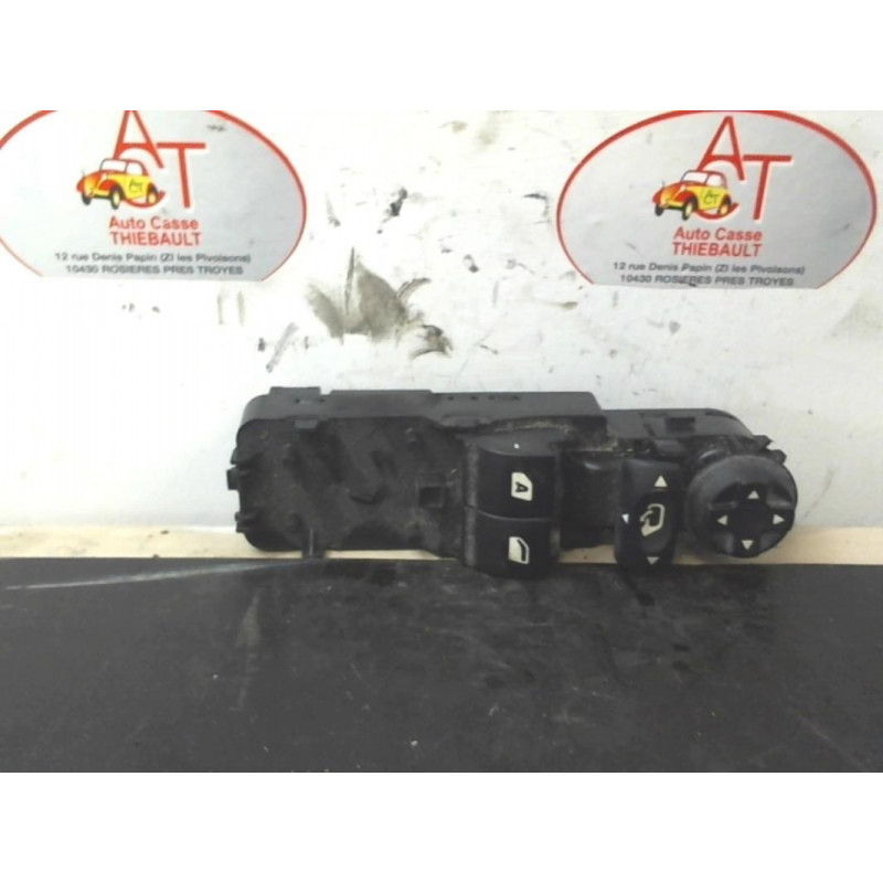 Interrupteur de leve vitre avant gauche CITROEN DS3 1.6 HDI d’occasion