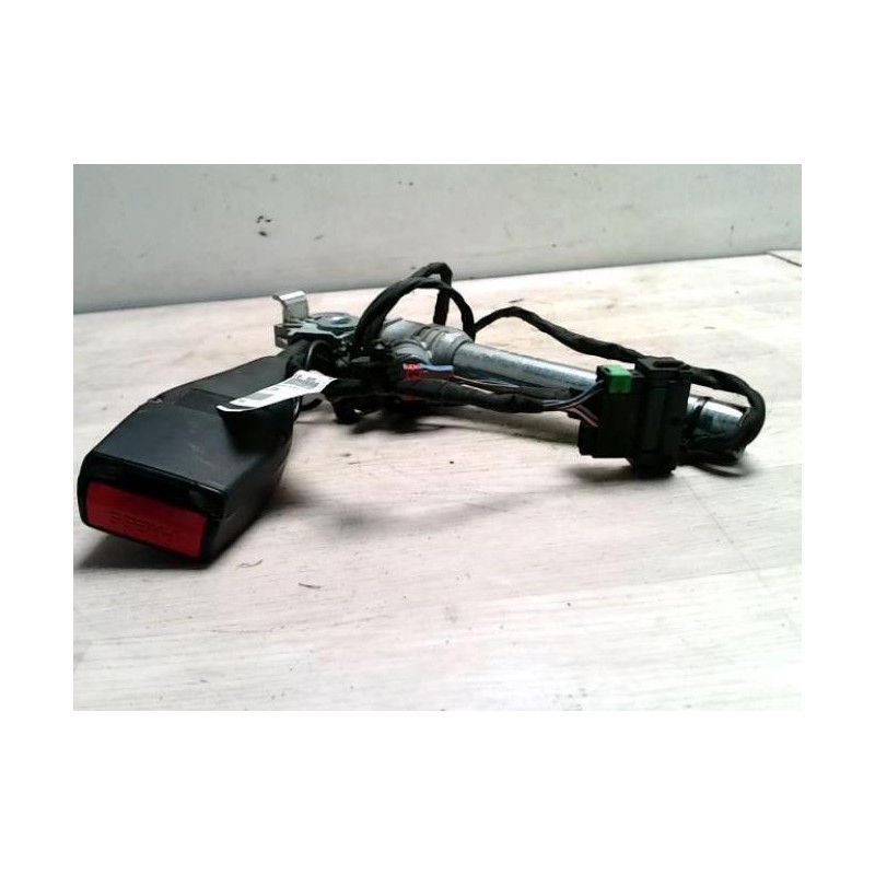 Pretensionneur de ceinture avant gauche SEAT LEON 1 d’occasion