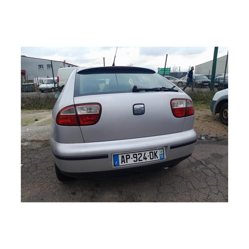 Pretensionneur de ceinture avant gauche SEAT LEON 1 d’occasion