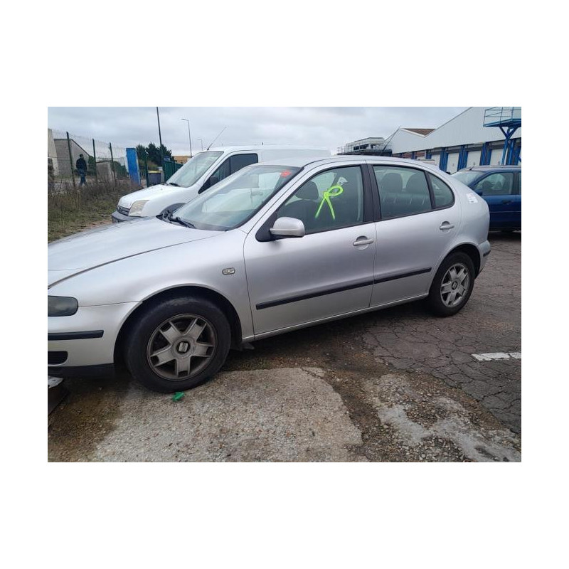 Pretensionneur de ceinture avant gauche SEAT LEON 1 d’occasion