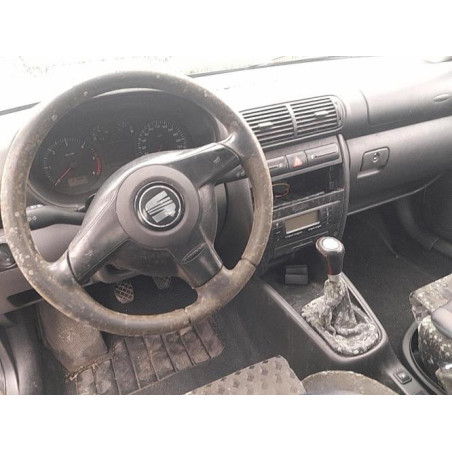 Pretensionneur de ceinture avant gauche SEAT LEON 1 d’occasion