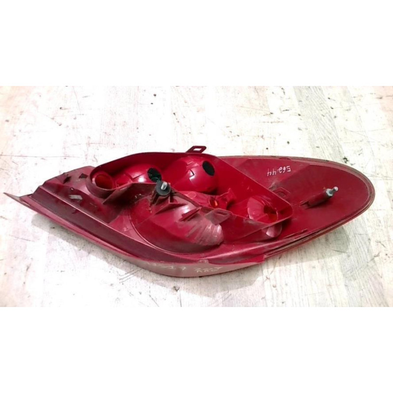Feu arriere principal droit (feux) PEUGEOT 207 PHASE 1 d’occasion
