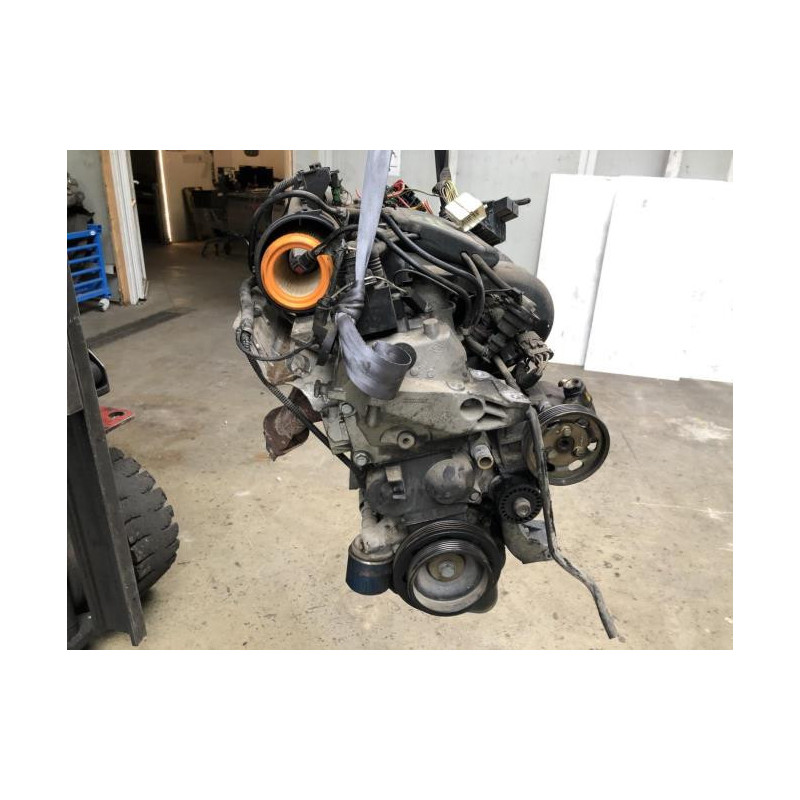 Moteur RENAULT CLIO 2 PHASE 1 d’occasion