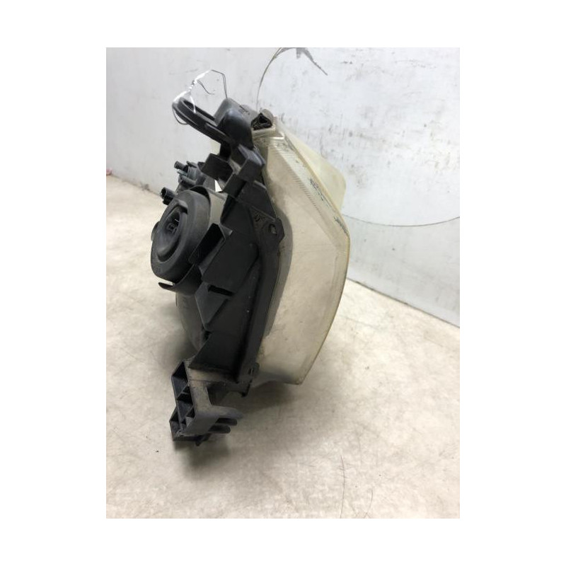 Optique avant principal droit (feux)(phare) NISSAN X-TRAIL 1 PHASE 1 d’occasion