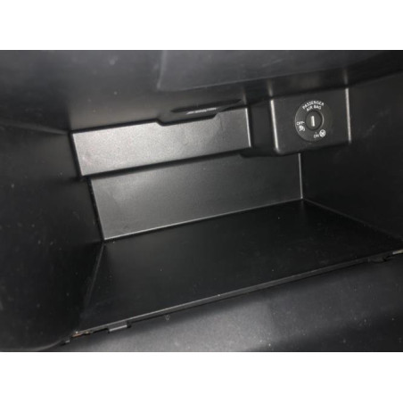 Boite a gants NISSAN PULSAR d’occasion