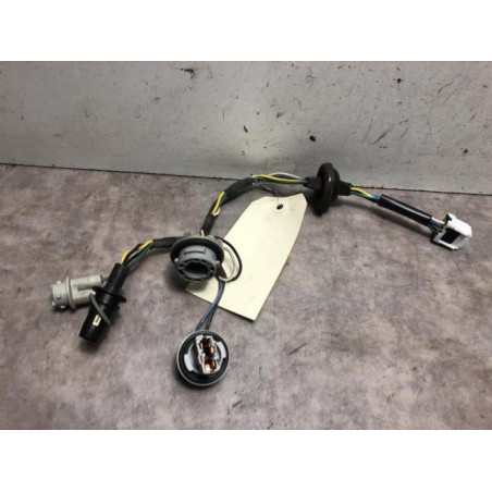 Platine feu arriere droit NISSAN PULSAR d’occasion