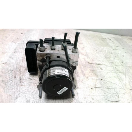 Bloc ABS (freins anti-blocage) TOYOTA YARIS 3 PHASE 1 d’occasion