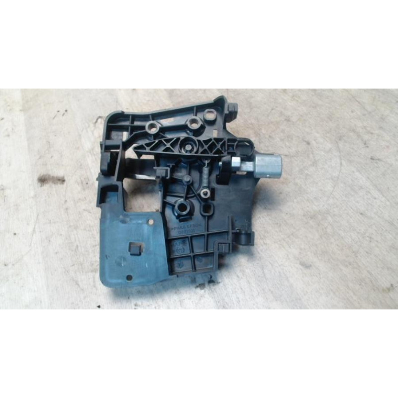 Poignee interieur porte laterale droite PEUGEOT PARTNER 2 PHASE 1 d’occasion