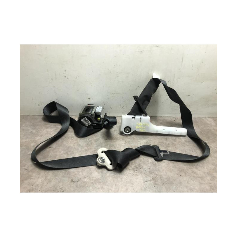 Ceinture avant gauche NISSAN PULSAR d’occasion